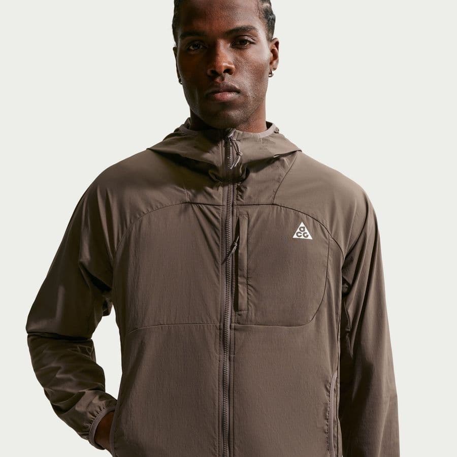 Nike ACG Jas Dri-FIT UV "Five Towers", foto 2