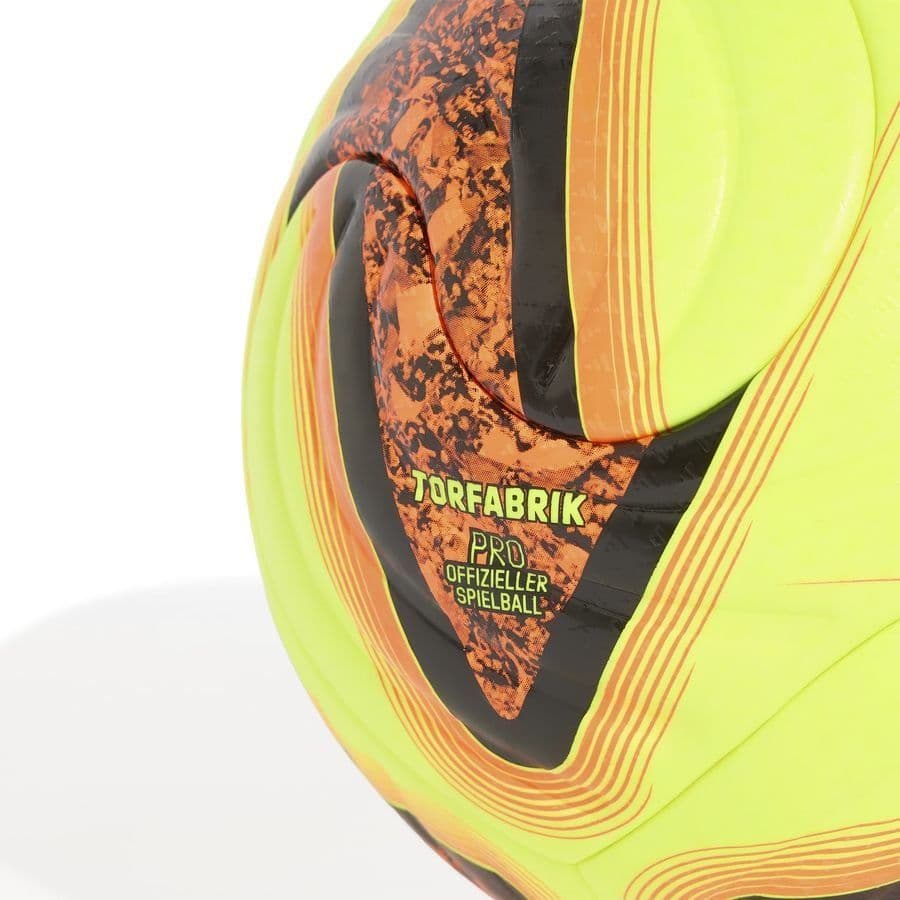 adidas Voetbal Bundesliga Torfabrik Pro Wedstrijdbal Winter, foto 4
