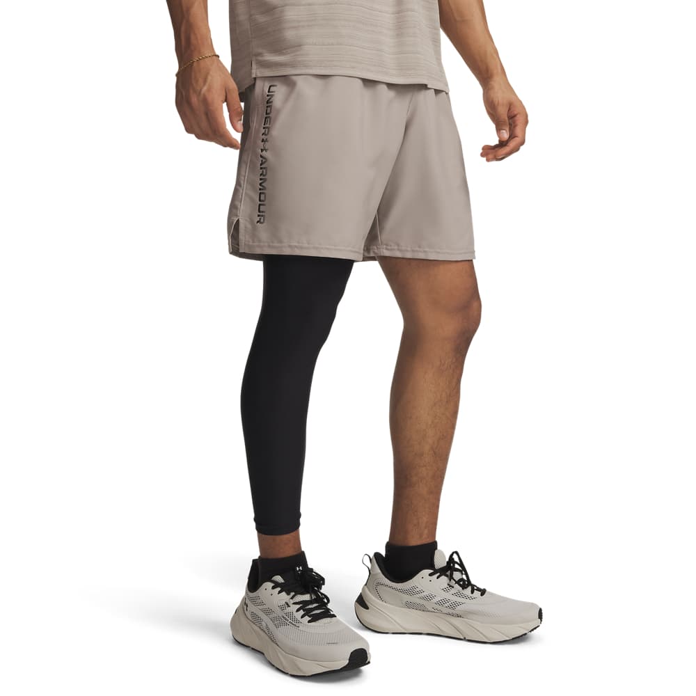 Under Armour Tech Woven Wordmark Trainingsbroekje in Lichtgrijs Beige Zwart